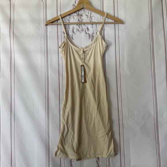 SKIMS Dresses & Skirts - Skims Fits Everybody Slip Mini Dress Size XS In Sand  NWT $68 Stretchy